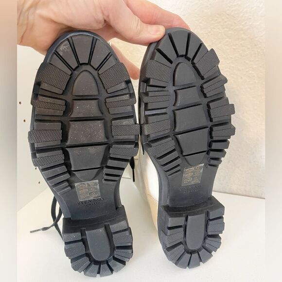 rag & bone Shiloh leather Combat Boot in antique white . 41/11. New - Picture 16 of 16